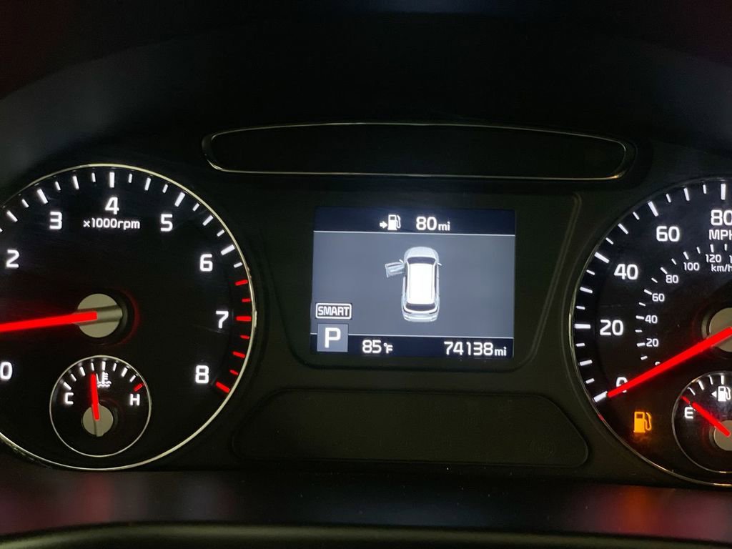 Used 2019 Kia Sorento LX image 12