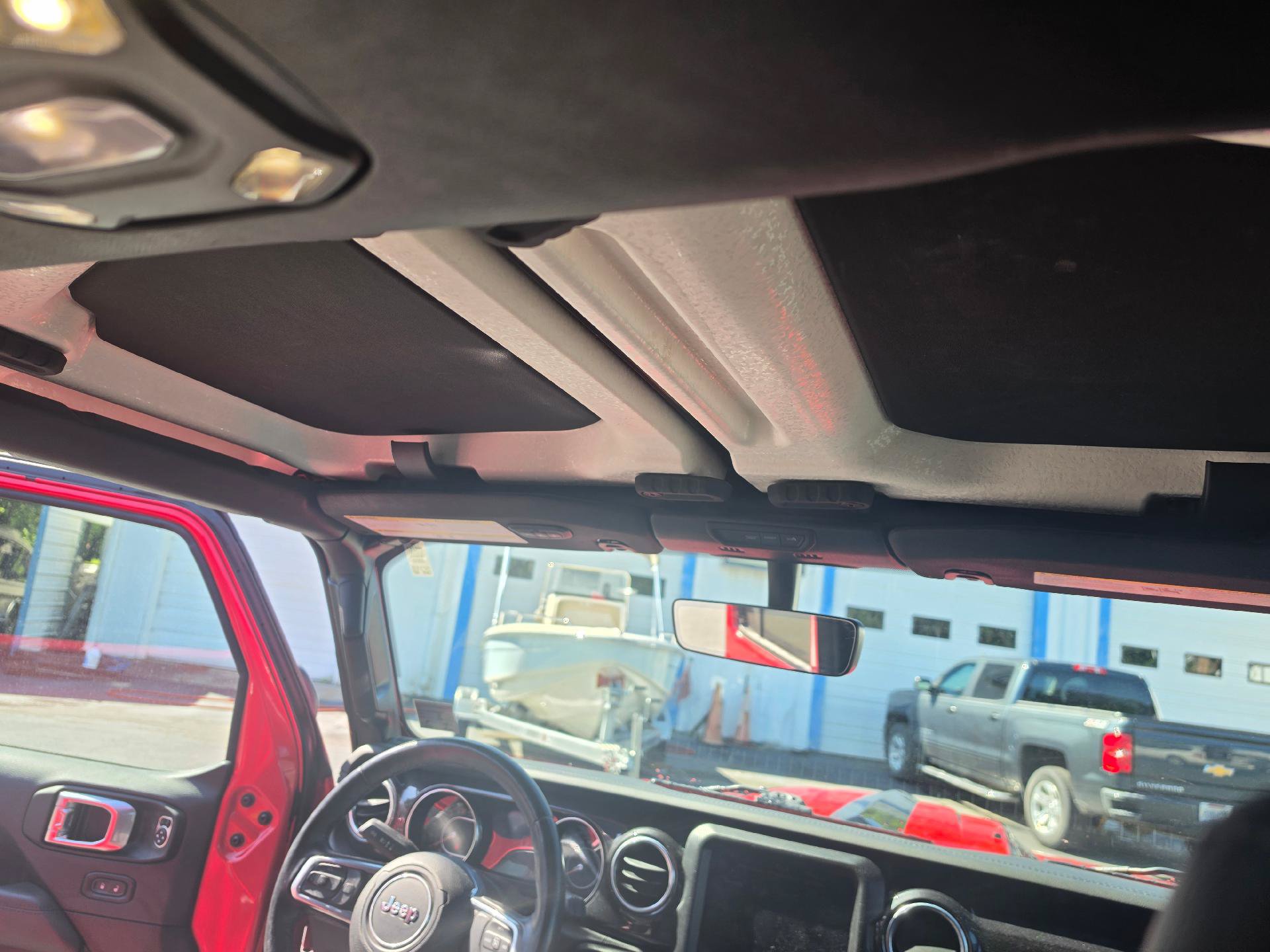 Used 2021 Jeep Wrangler Unlimited Sahara AWD/4WD image 10