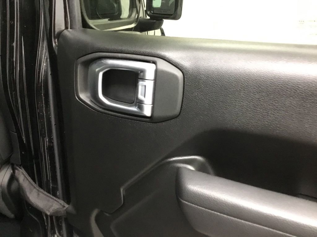 Used 2022 Jeep Wrangler Unlimited Sport image 21