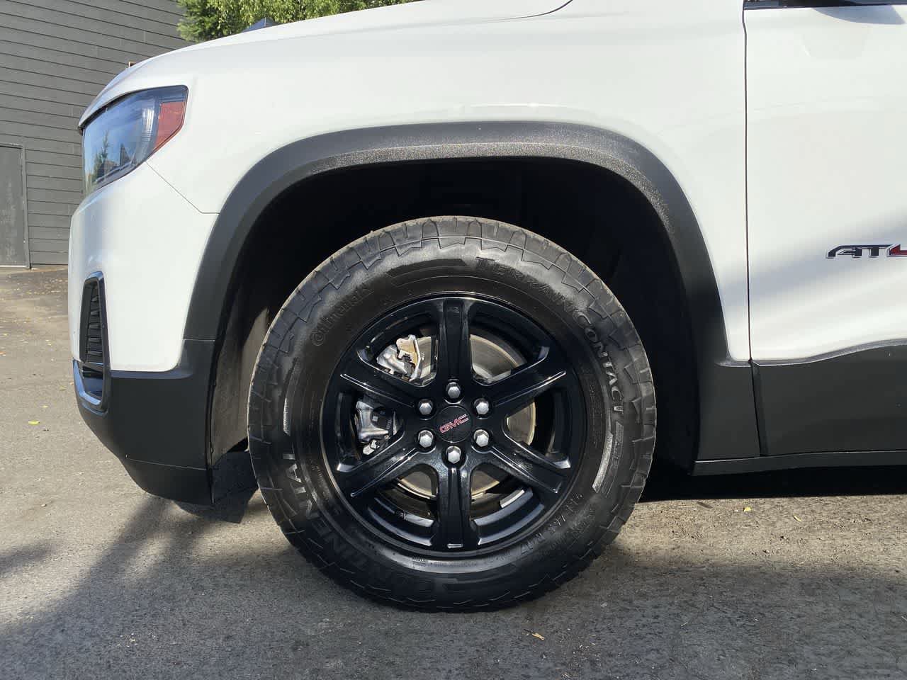 Used 2021 GMC Acadia AT4 w/ Trailering Package AWD/4WD image 11