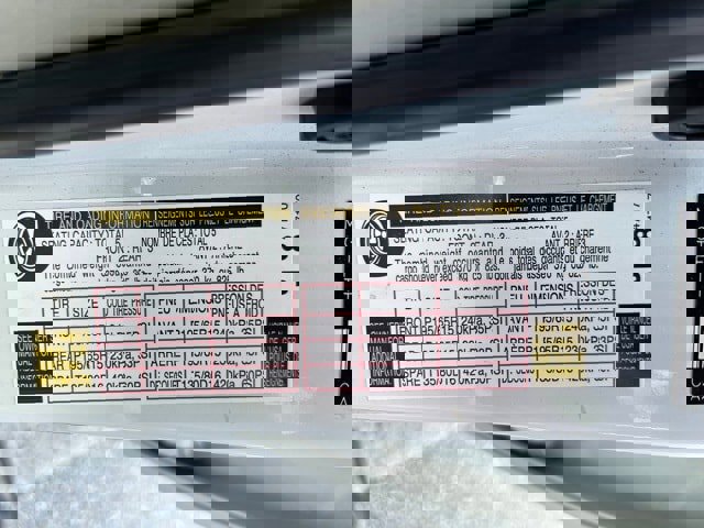 Used 2015 Toyota Prius Persona Series image 10