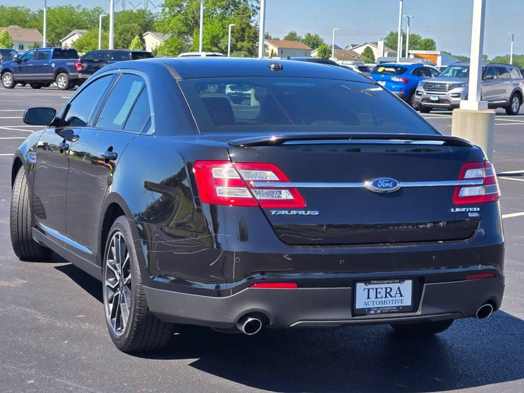 Used 2019 Ford Taurus Limited AWD/4WD image 16