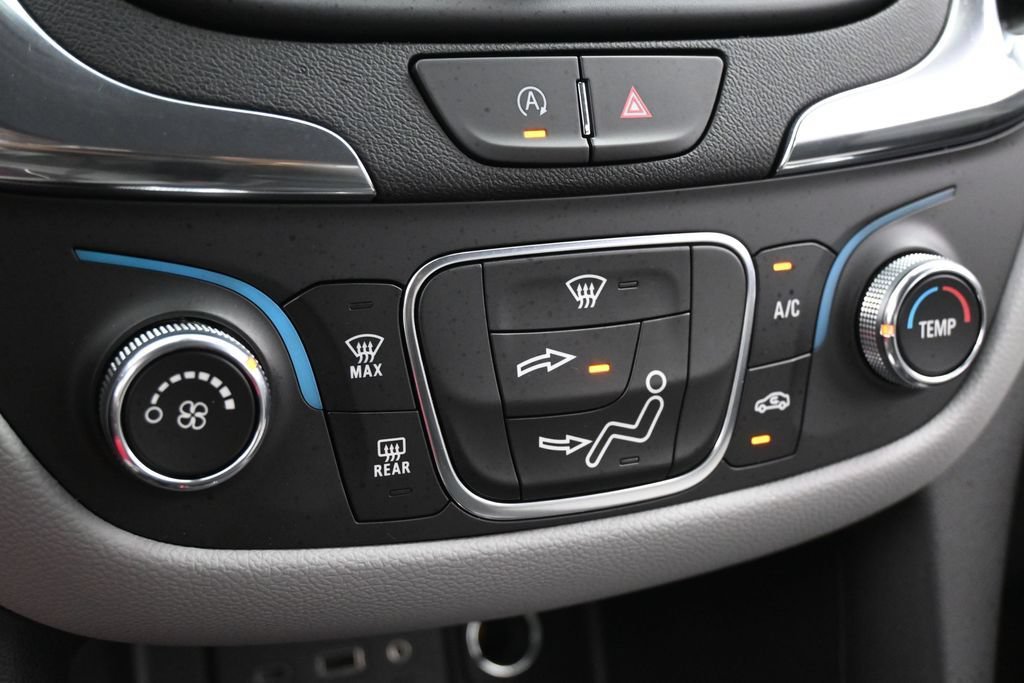 Used 2024 Chevrolet Equinox LS w/ Sport Edition FWD image 19
