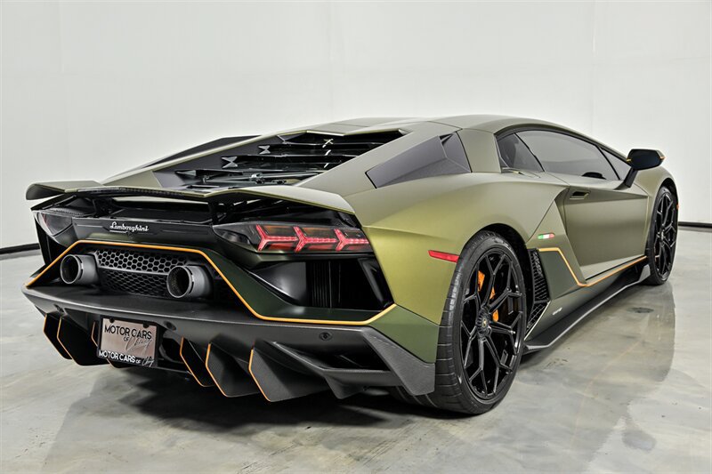 Used 2022 Lamborghini Aventador LP 780-4 Ultimae AWD/4WD image 12