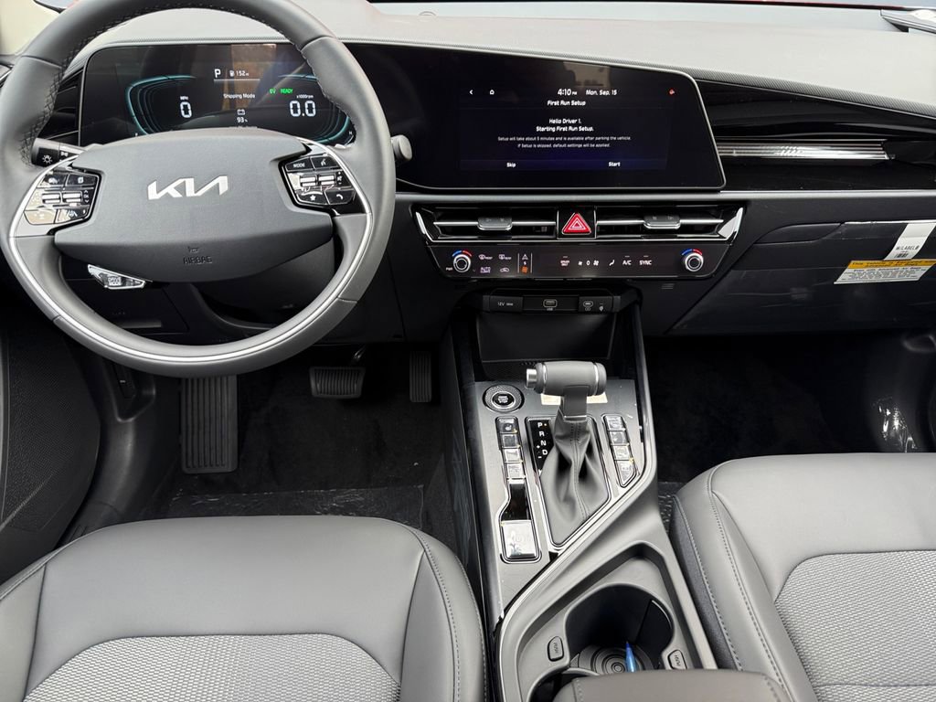 New 2025 Kia Niro EX image 10