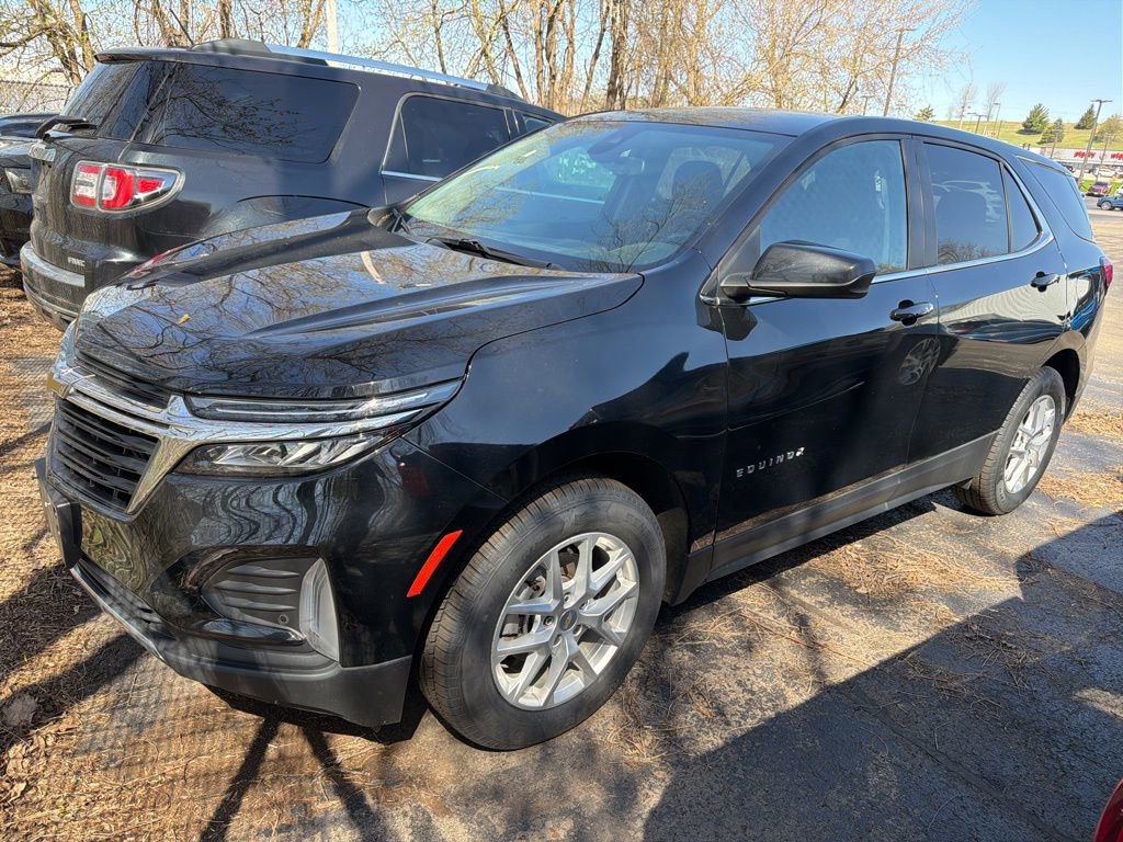 Used 2022 Chevrolet Equinox LT AWD/4WD image 1