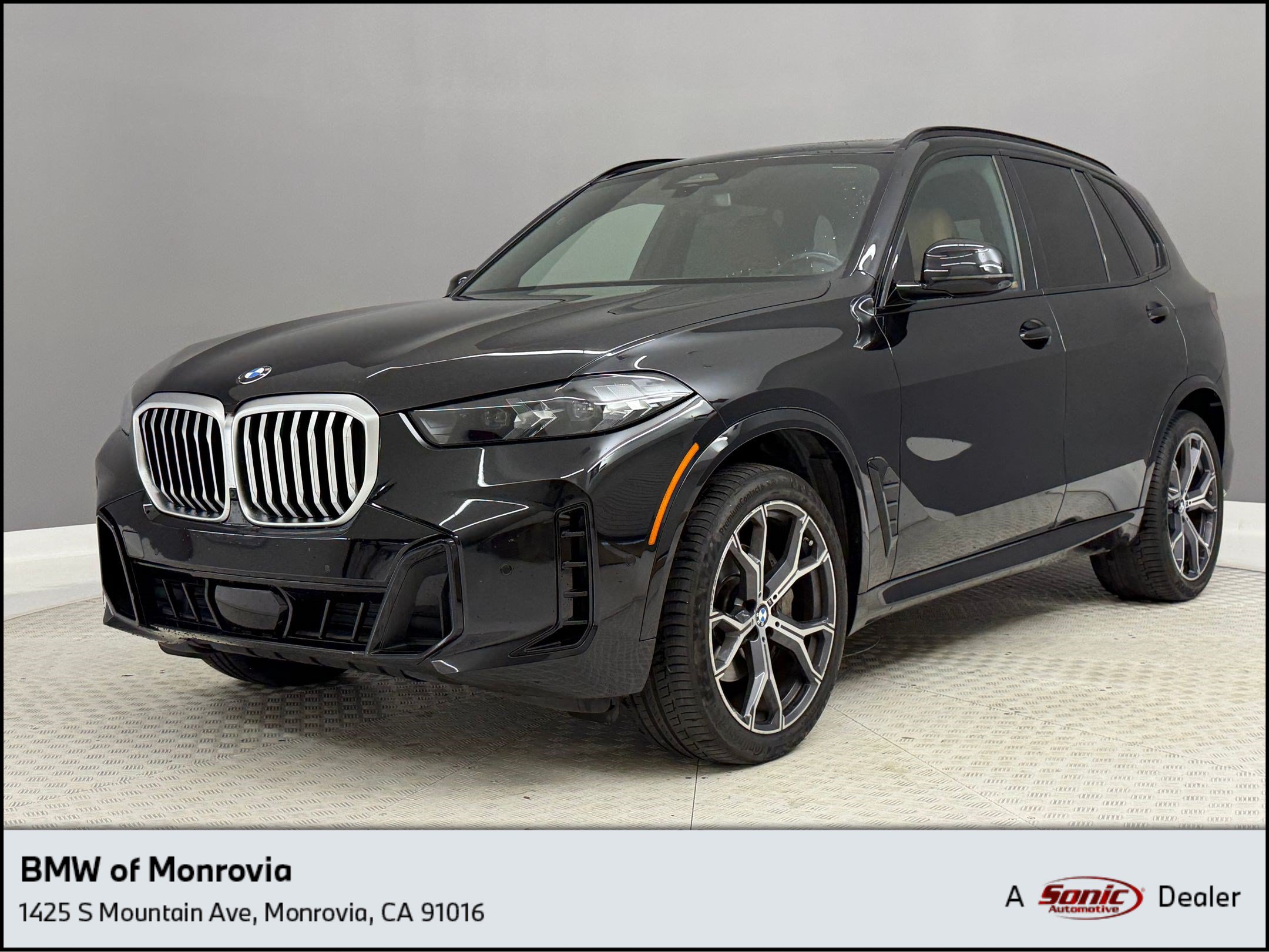 Certified 2024 BMW X5 sDrive40i w/ M Sport Package RWD image 1
