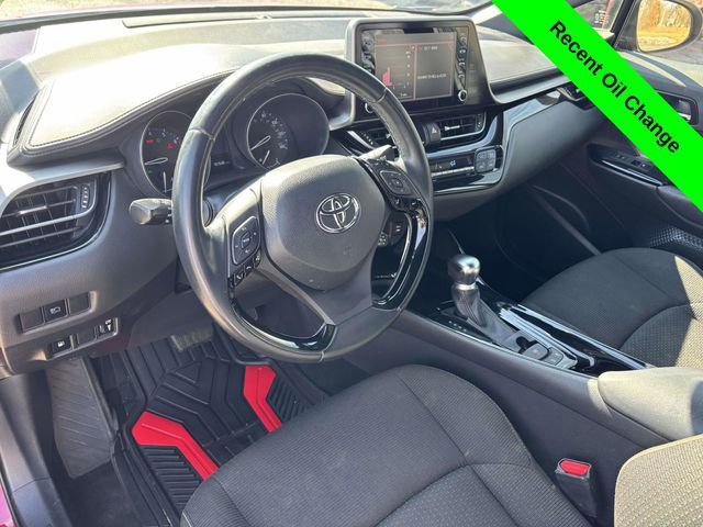 Used 2019 Toyota C-HR XLE image 7