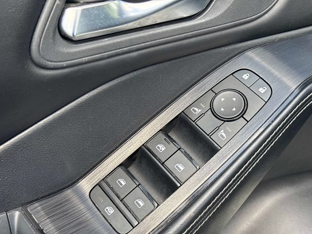 Used 2024 Nissan Rogue SV FWD image 15