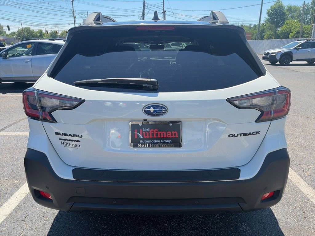 Used 2023 Subaru Outback Onyx Edition AWD/4WD image 6