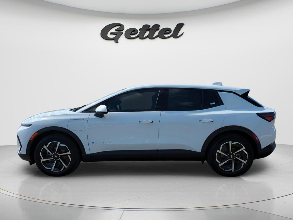 Used 2026 Chevrolet Equinox EV LT FWD image 8
