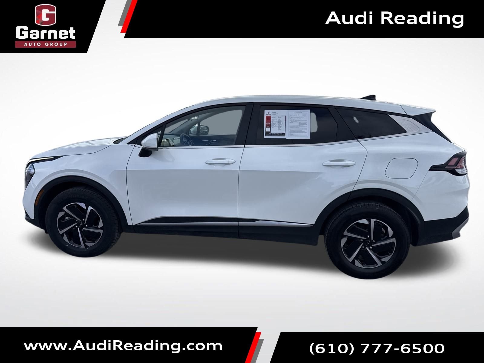 Used 2023 Kia Sportage LX image 2