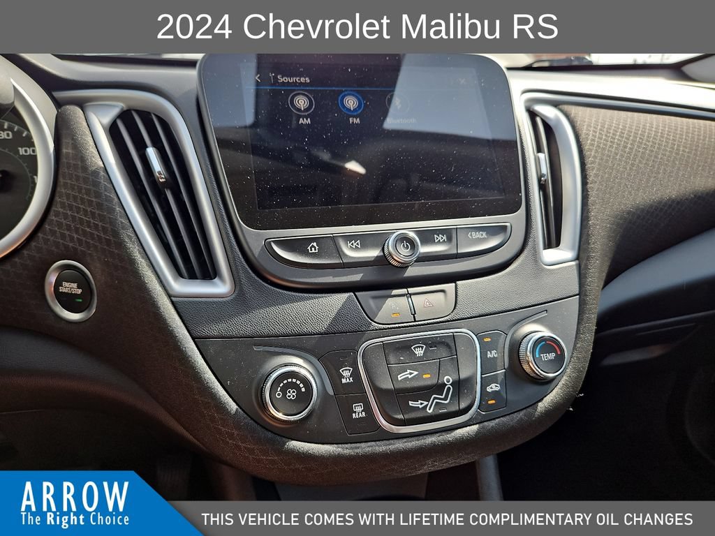 Used 2024 Chevrolet Malibu RS FWD image 25