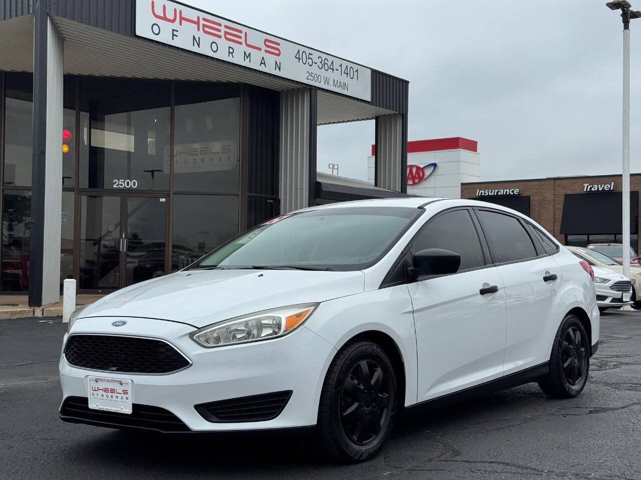 Used 2015 Ford Focus S FWD image 1