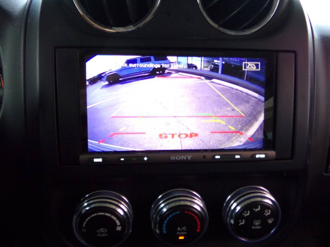 Used 2016 Jeep Patriot High Altitude AWD/4WD image 36
