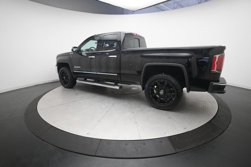 Used 2017 GMC Sierra 1500 SLT w/ SLT Premium Package AWD/4WD image 29