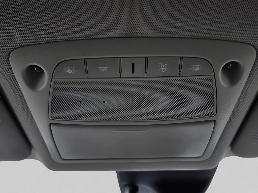 Used 2020 Nissan Rogue S w/ Special Edition Package FWD image 28