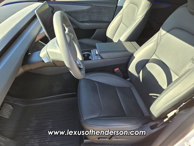 Used 2026 Tesla Model Y 2WD image 13