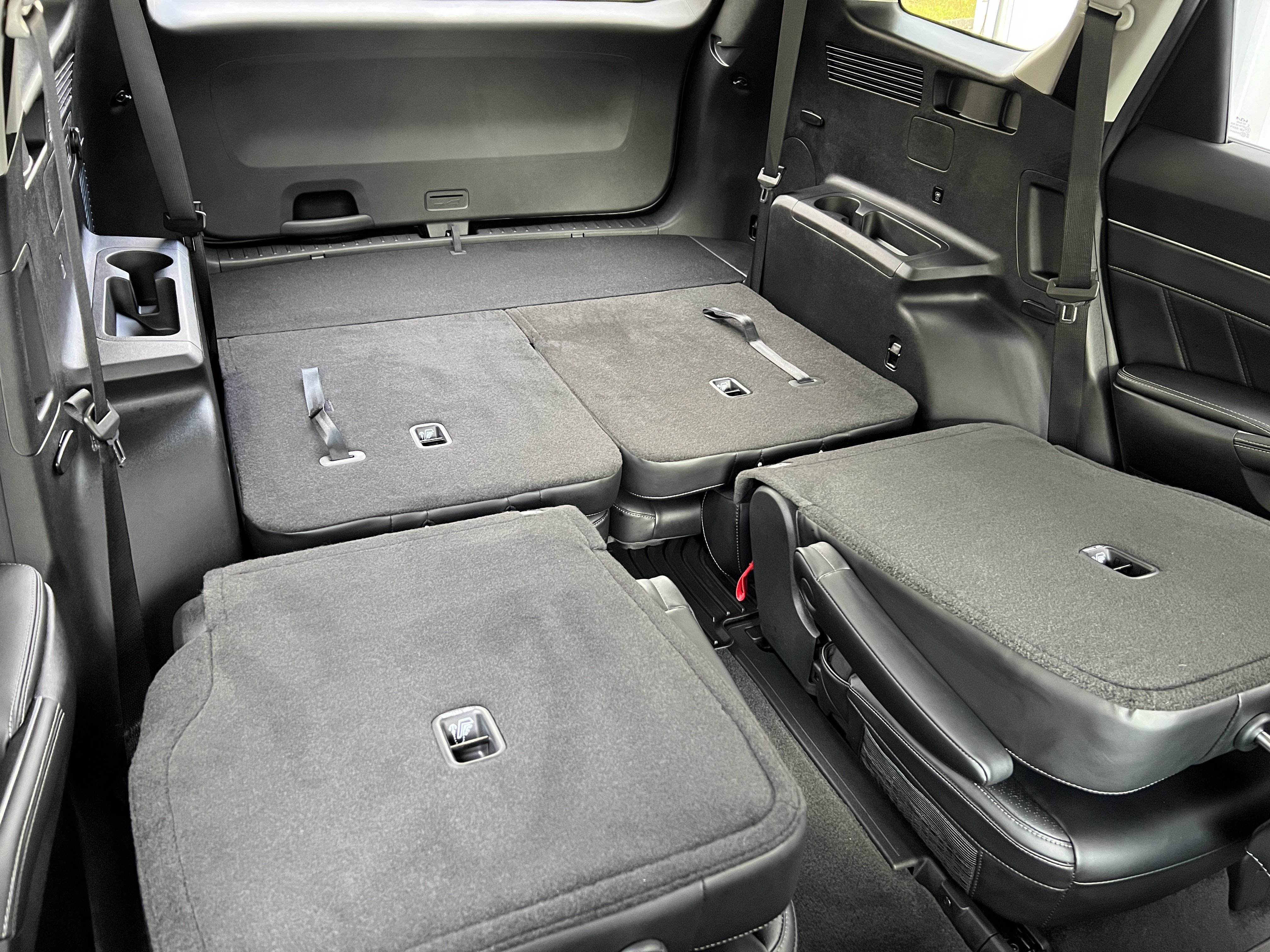 Used 2025 Kia Sorento SX AWD/4WD image 24