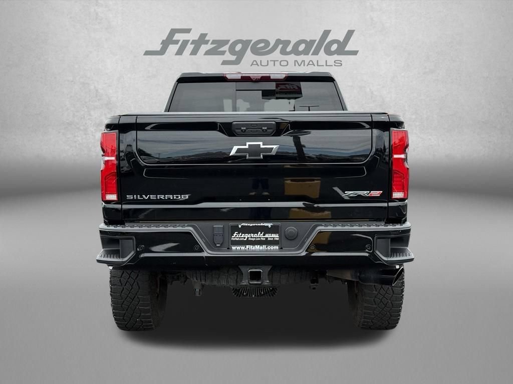 Used 2024 Chevrolet Silverado 2500 ZR2 w/ Technology Package AWD/4WD image 6