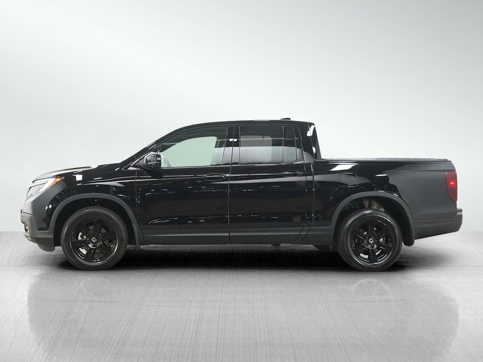 Used 2020 Honda Ridgeline Black Edition image 2