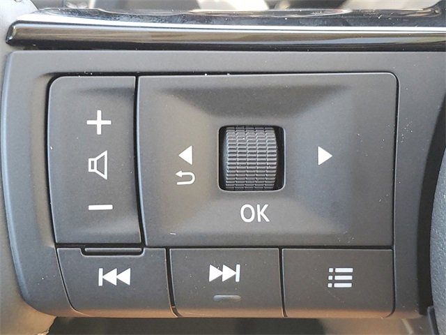 New 2025 Nissan Pathfinder SL w/ SL Premium Package image 9