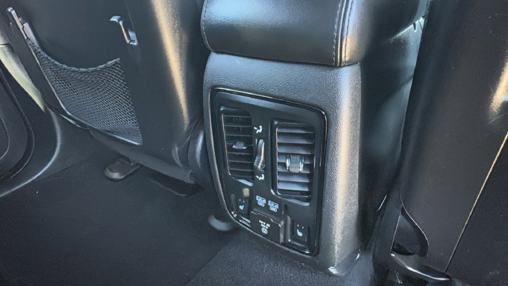 Used 2021 Jeep Grand Cherokee High Altitude AWD/4WD image 18