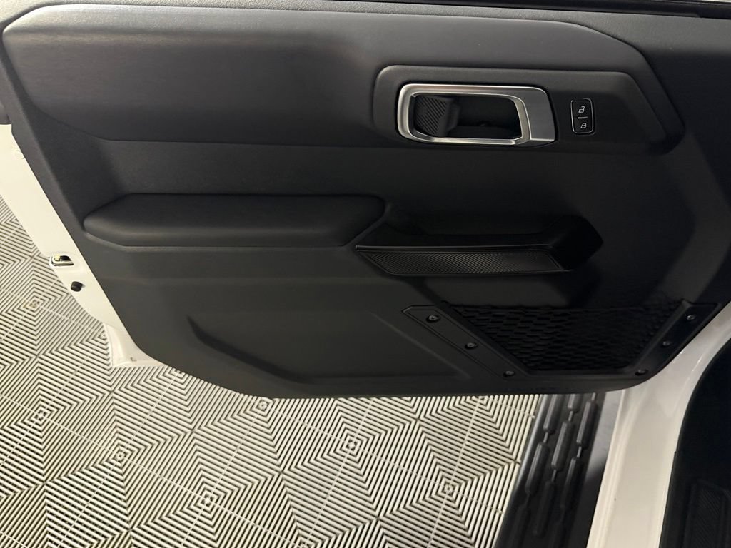 Used 2025 Ford Bronco Outer Banks AWD/4WD image 26