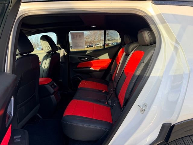 Certified 2025 Chevrolet Equinox EV RS image 8