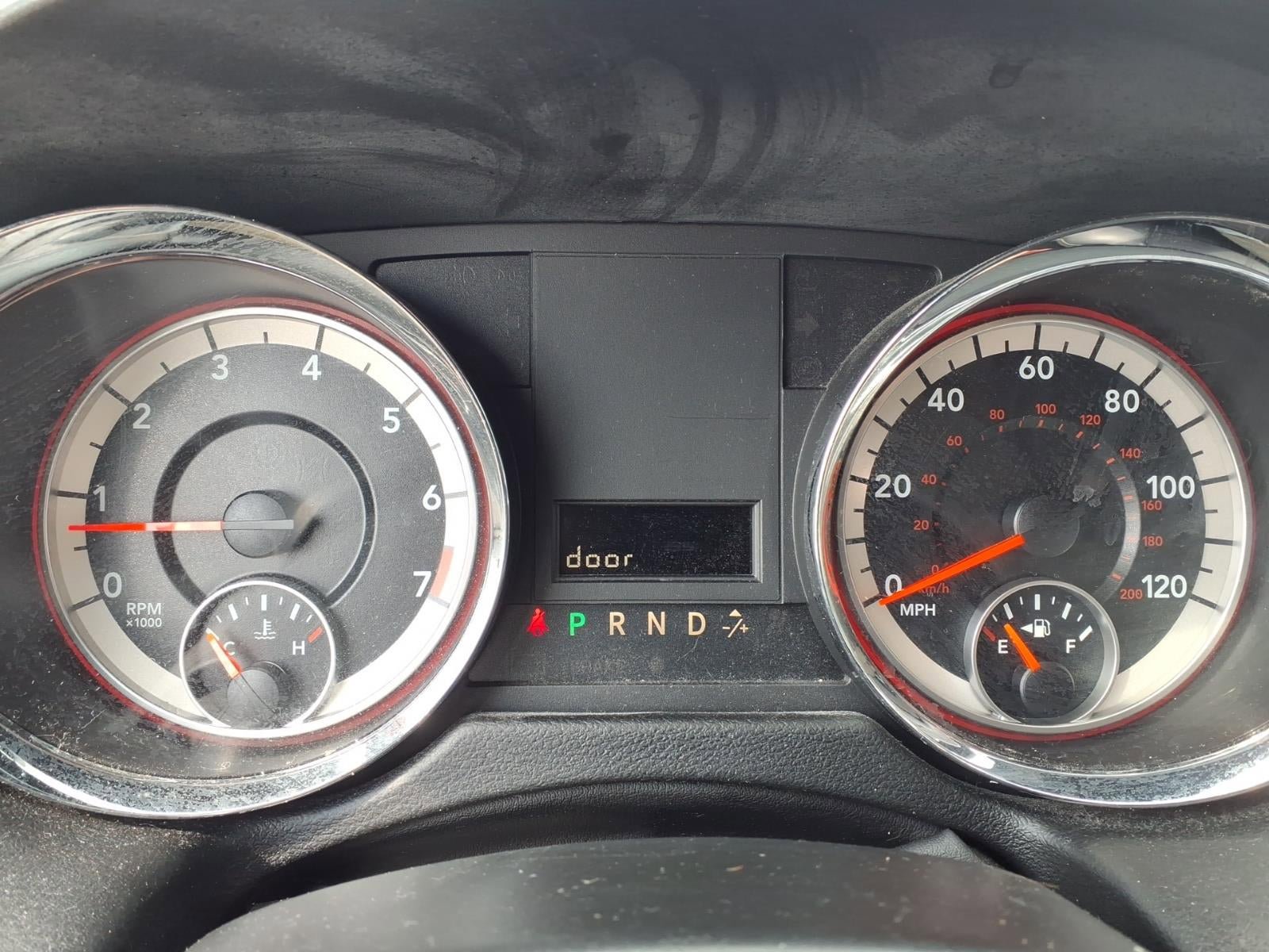 Used 2017 Dodge Grand Caravan SXT image 9