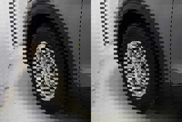 New 2026 Ford Explorer Active image 28