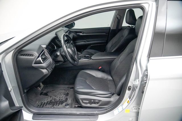 Used 2021 Toyota Camry XSE image 22