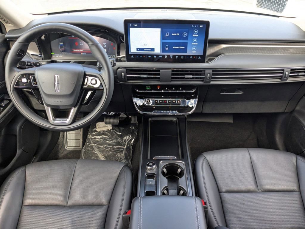 New 2025 Lincoln Corsair Grand Touring image 18