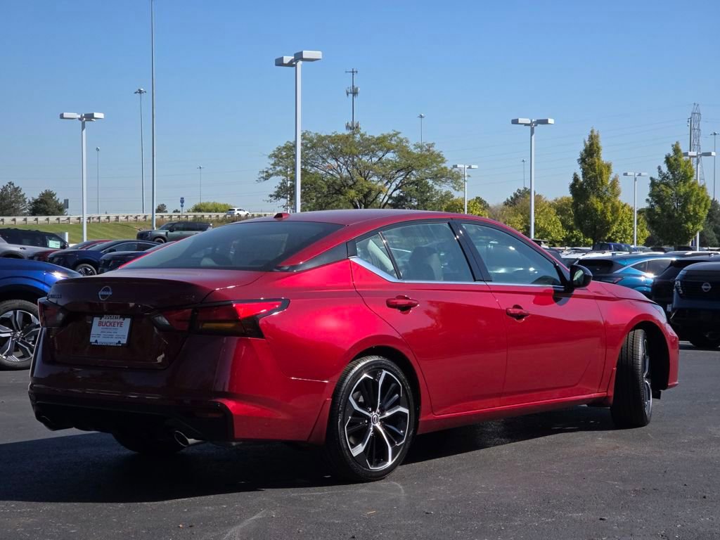 New 2025 Nissan Altima 2.5 SR w/ SR Premium Package image 25
