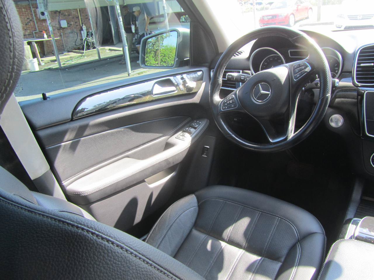 Used 2016 Mercedes-Benz GLE 350 w/ Premium Package image 12