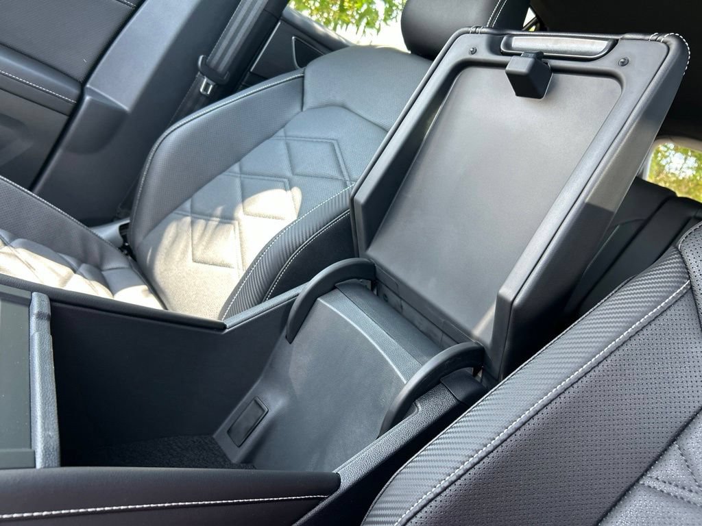 New 2026 Volkswagen Atlas Cross Sport SE FWD image 37