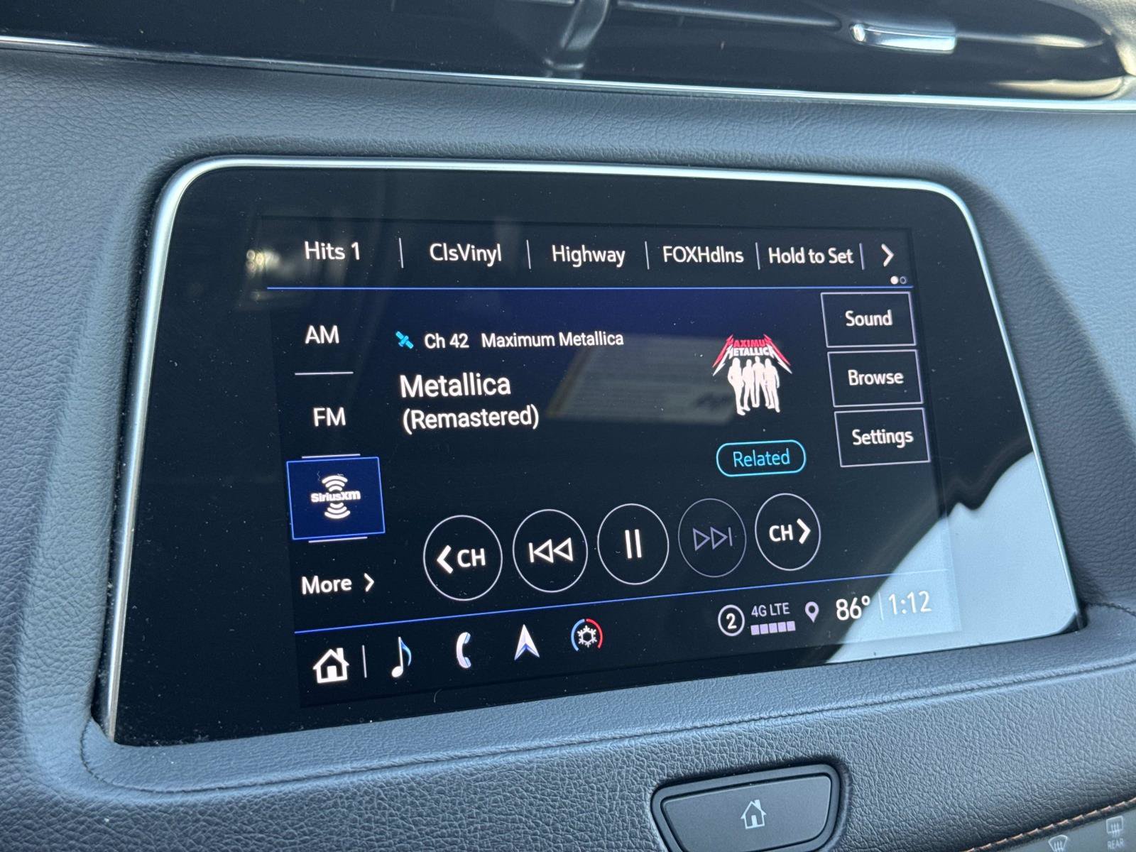 Used 2023 Cadillac XT4 Sport FWD image 17