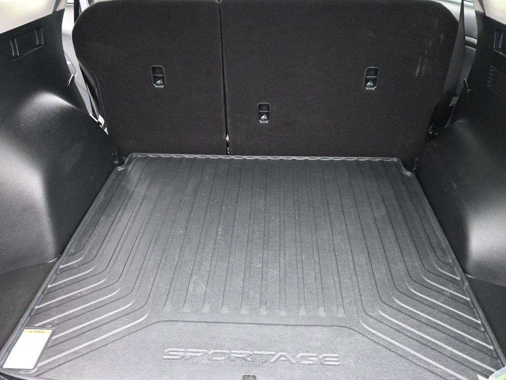Used 2023 Kia Sportage LX AWD/4WD image 14