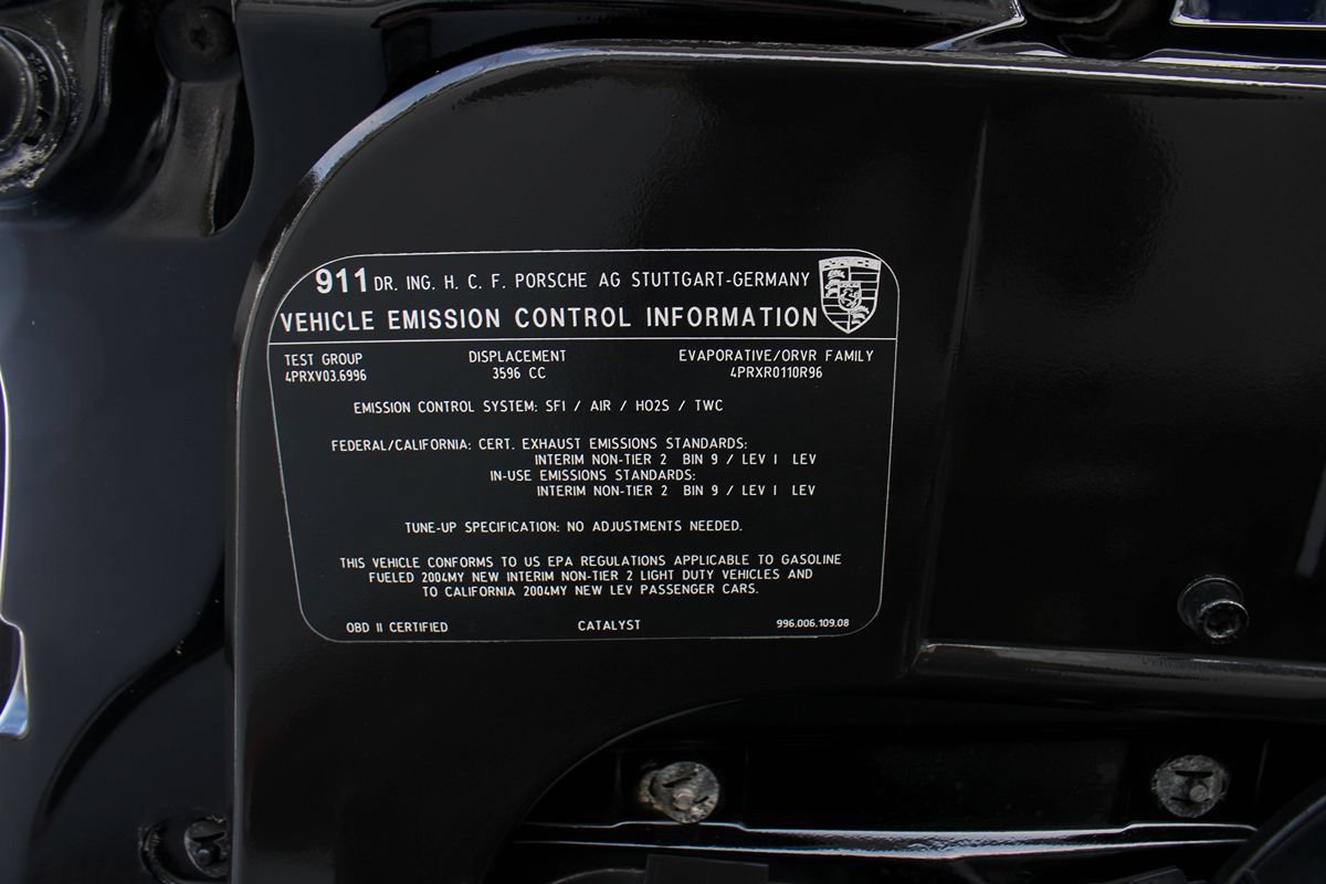 Used 2004 Porsche 911 Carrera 4S AWD/4WD image 38
