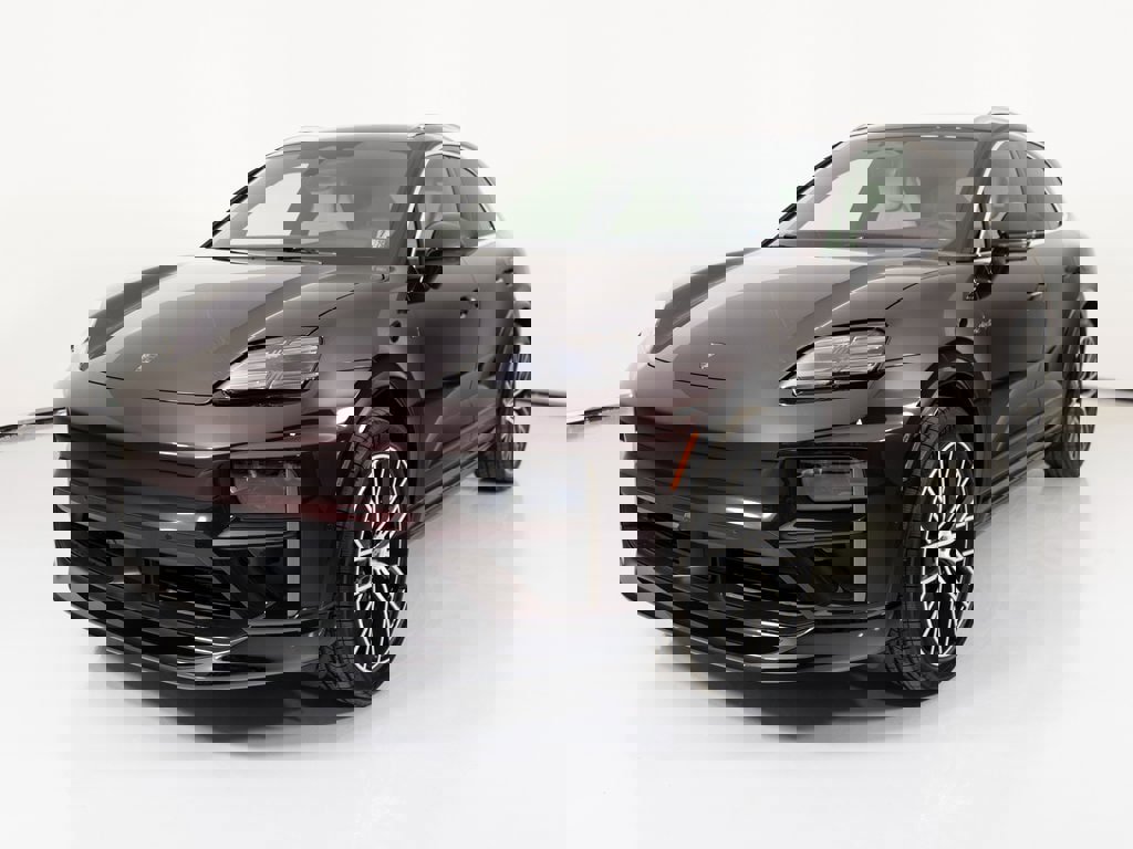 New 2025 Porsche Macan Turbo Electric image 6