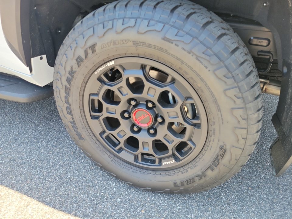 Used 2025 Toyota Sequoia TRD Pro AWD/4WD image 24