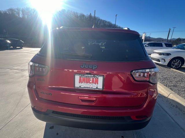 New 2026 Jeep Compass Latitude AWD/4WD image 4