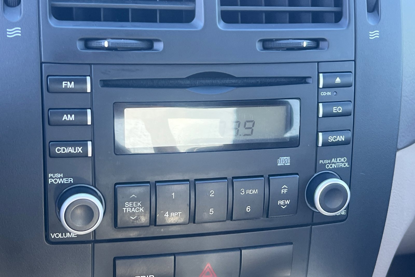 Used 2007 Kia Spectra EX image 14