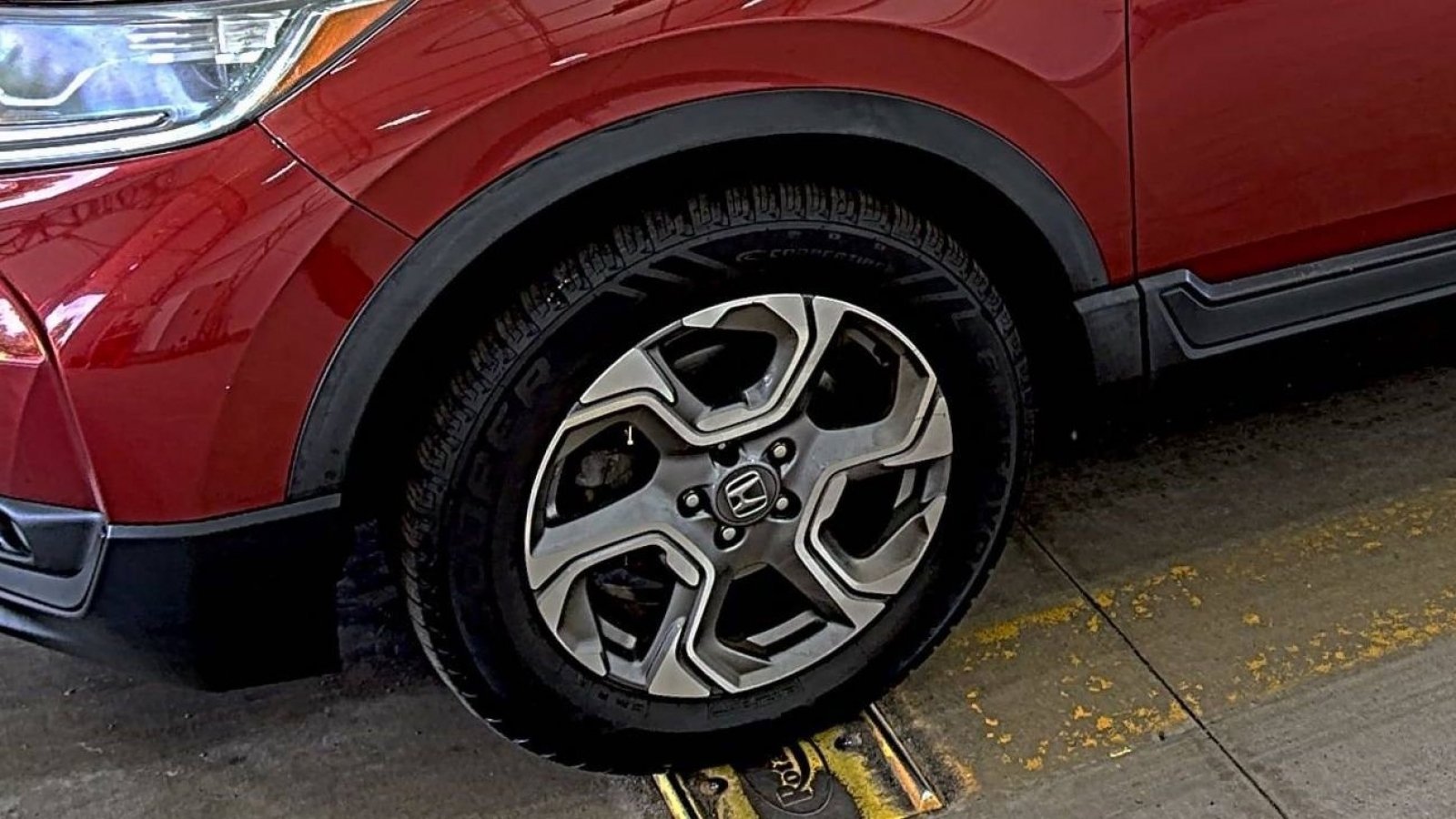 Used 2019 Honda CR-V EX image 9