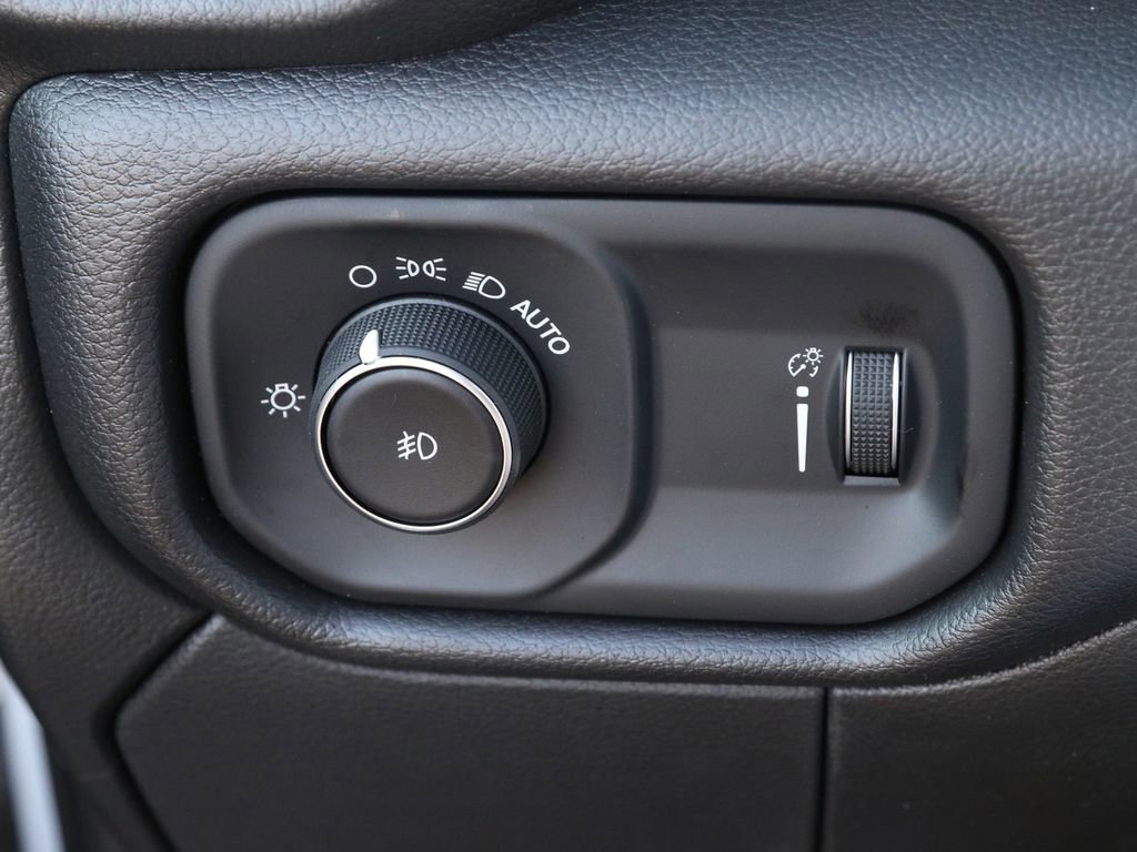 New 2024 RAM 5500 Tradesman w/ Safety Group image 37