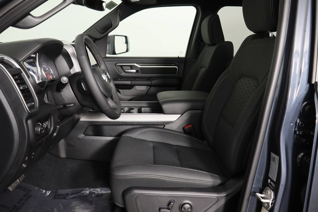 New 2027 RAM 1500 Big Horn AWD/4WD image 13