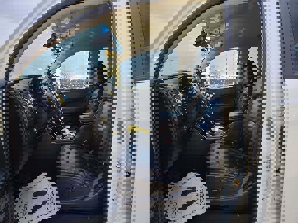 Used 2022 GMC Canyon AT4 w/ Trailering Package image 17