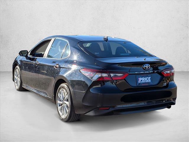 Used 2023 Toyota Camry LE image 7