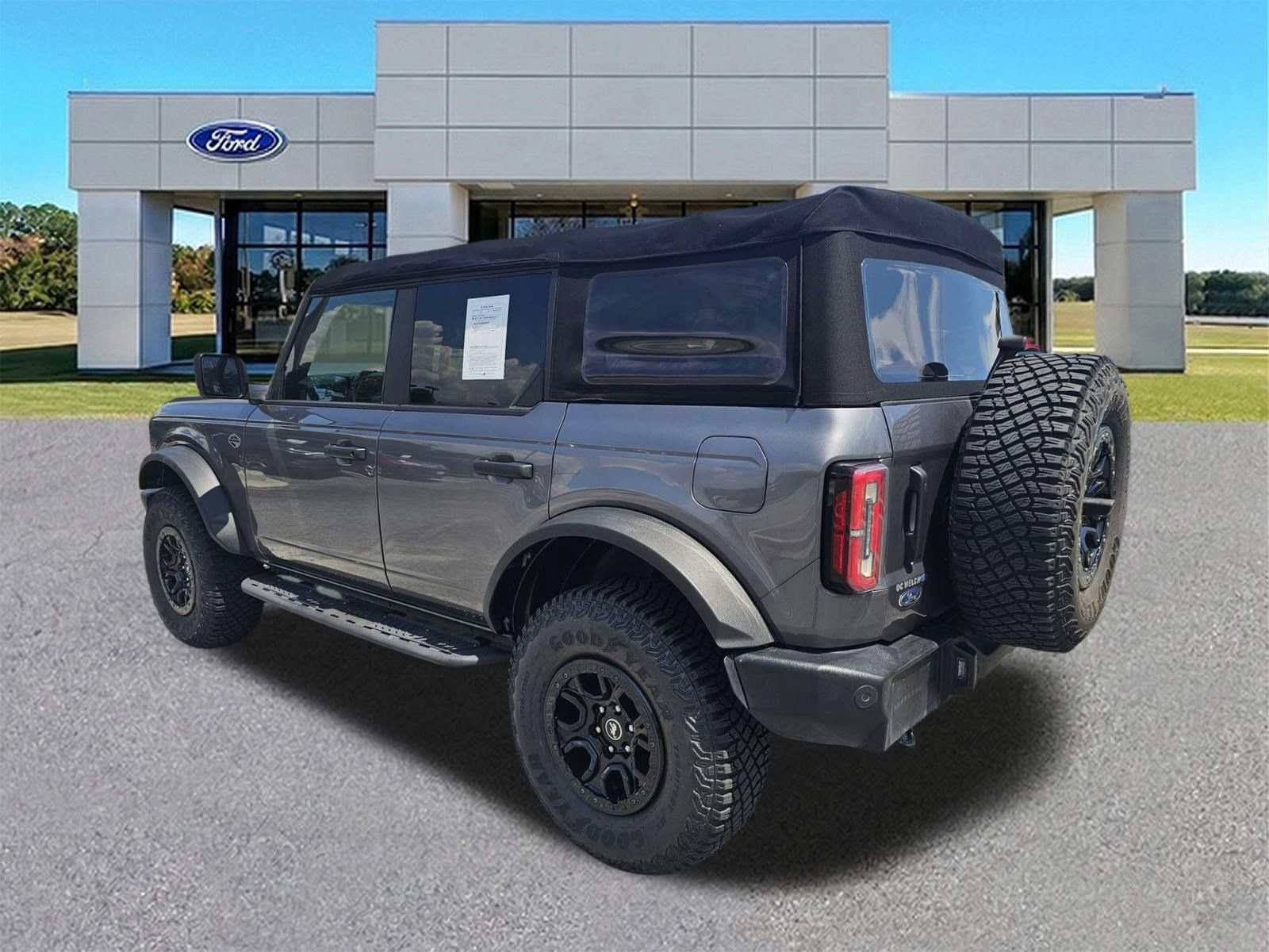 Certified 2022 Ford Bronco Wildtrak AWD/4WD image 6