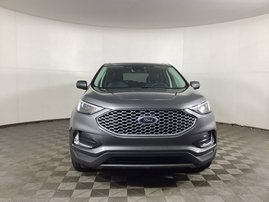 Used 2023 Ford Edge SEL w/ Convenience Package image 7